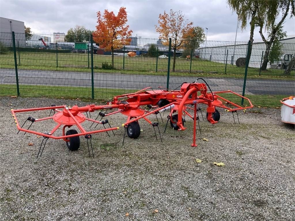 E-FARM: Kuhn GF 502 - Tedder - id WVPXMFZ - 7352 € - Año: 2023 - Alemania