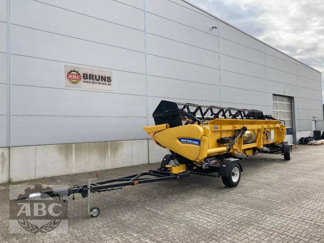 E-FARM: New Holland 760CG 8,53M/28FT - Vedhæftning til høst - id Q2VQMPQ - Tyskland