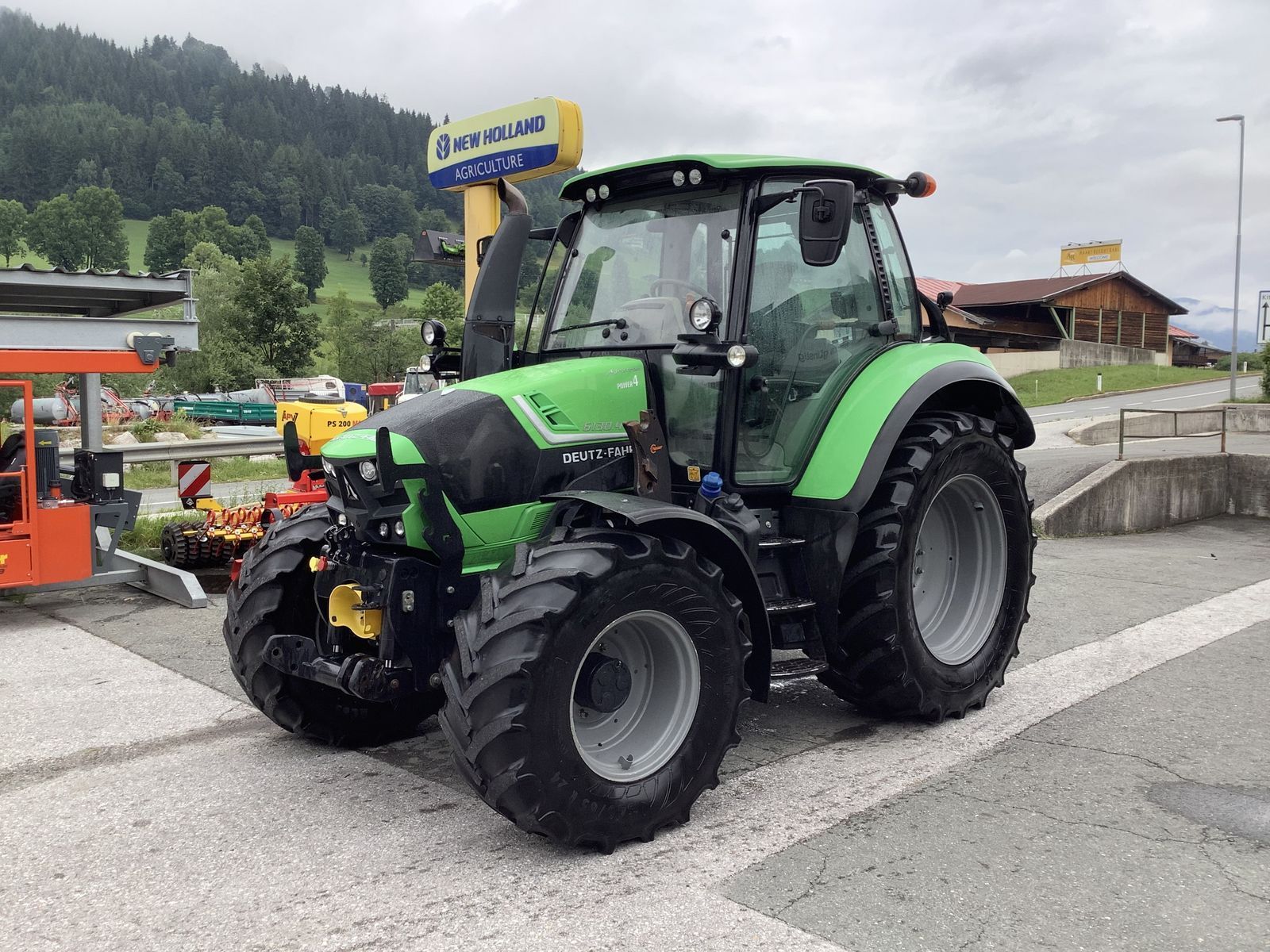 E-FARM: Deutz-Fahr Agrotron 6130.4 - Tractor - id GTDA4TT - 67.699 € - Año: 2016 - Horas: 2540,Potencia del motor: 128,Austria