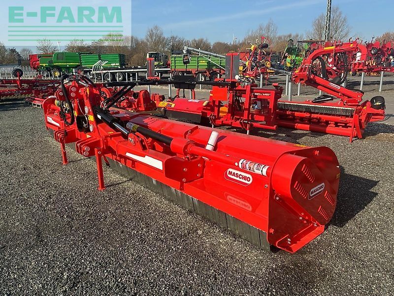 Maschio gemella 620 Topper 23.500 €
