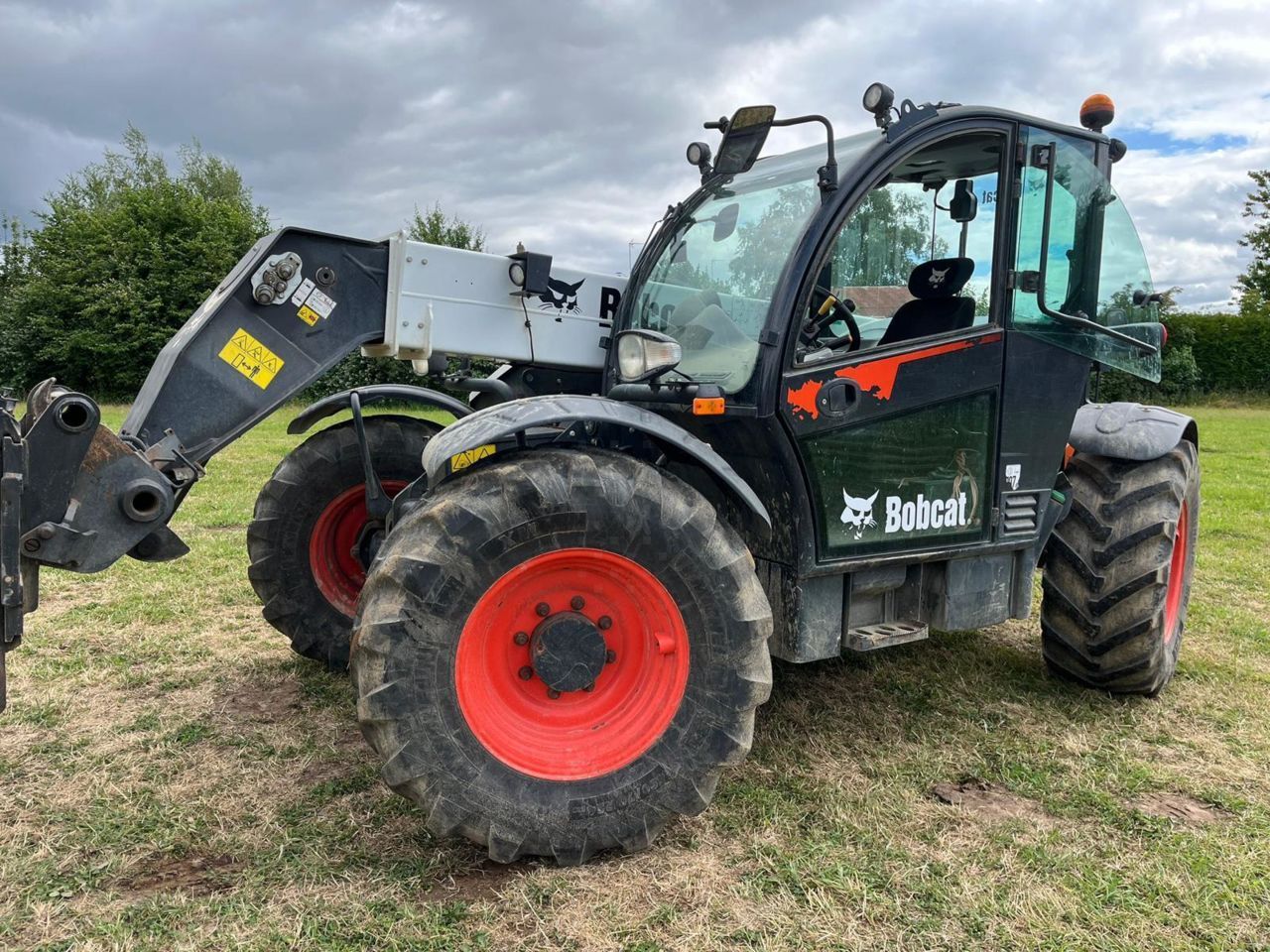 Bobcat tl38.70hf agri Телескопический погрузчик 43 000 €