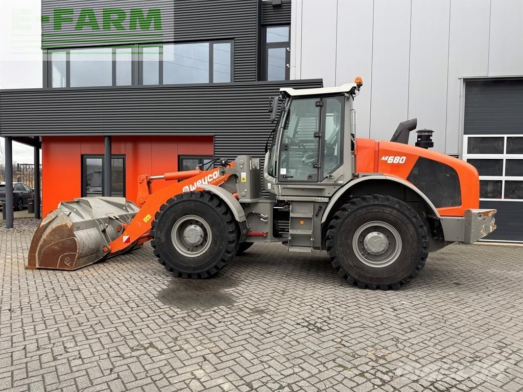 ATLAS ar 680 Ładowarka kołowa