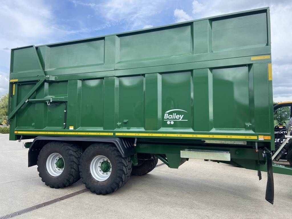 E-FARM: Bailey 16 ton tb silage trailer - Przyczepa - id NI2BAKV - Rok produkcji: 2024 - Zjednoczone Królestwo