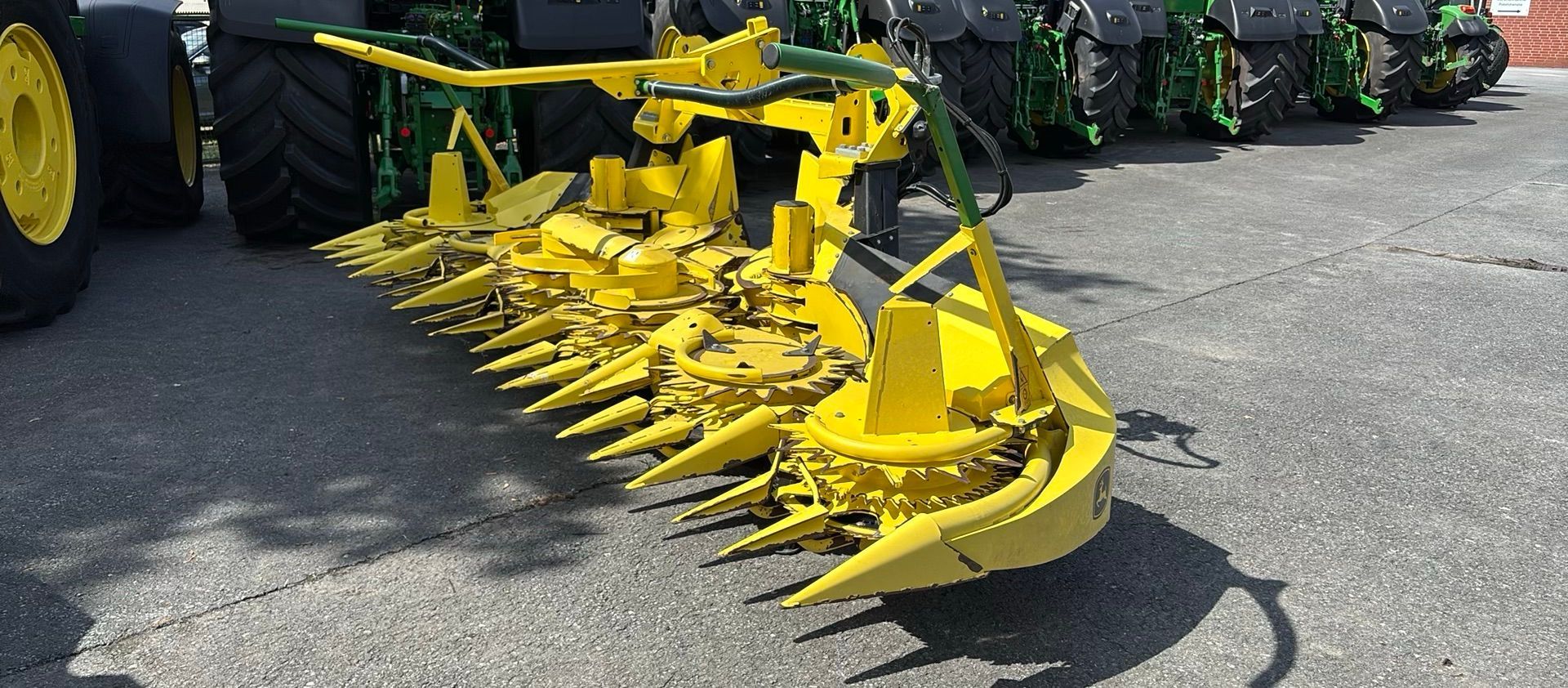 John Deere 345 Header €40,000