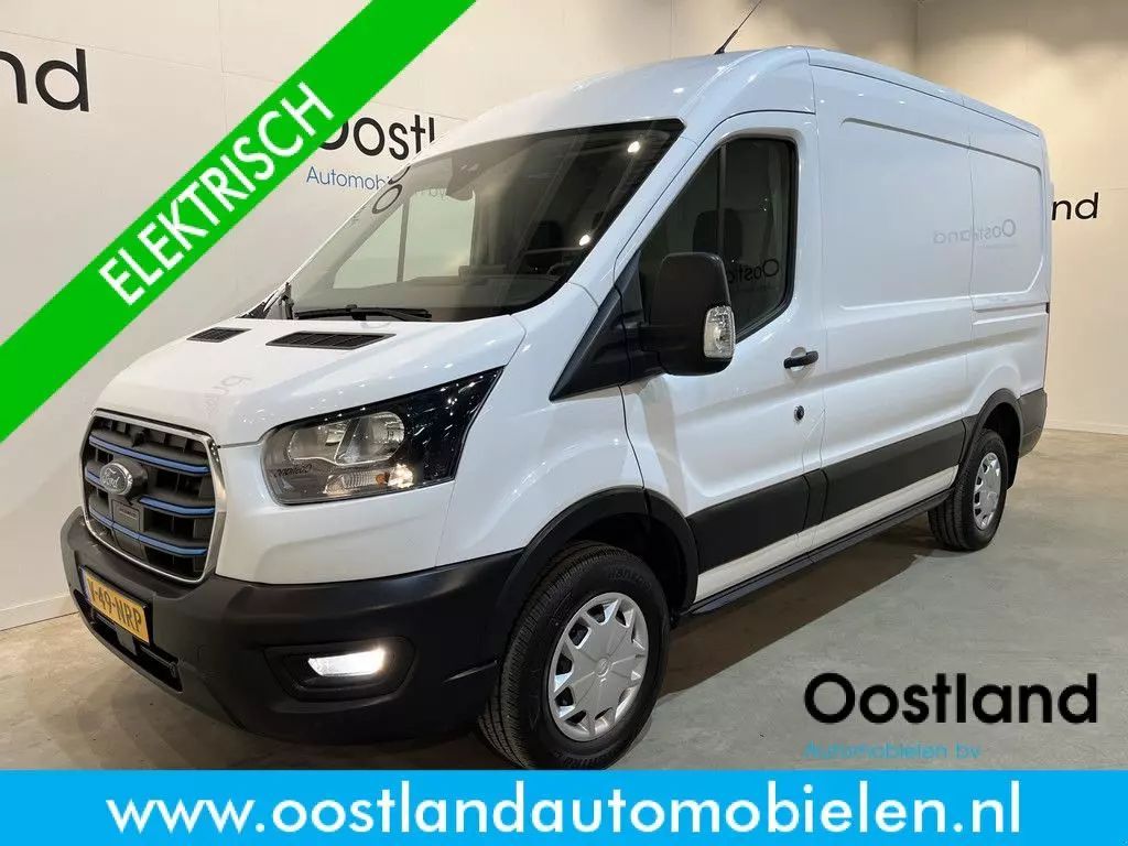 Ford e-transit 390 (3500 kg) l2h2 trend 68 kwh 184 pk / 100% elektris Véhicule motorisé 23 950 €