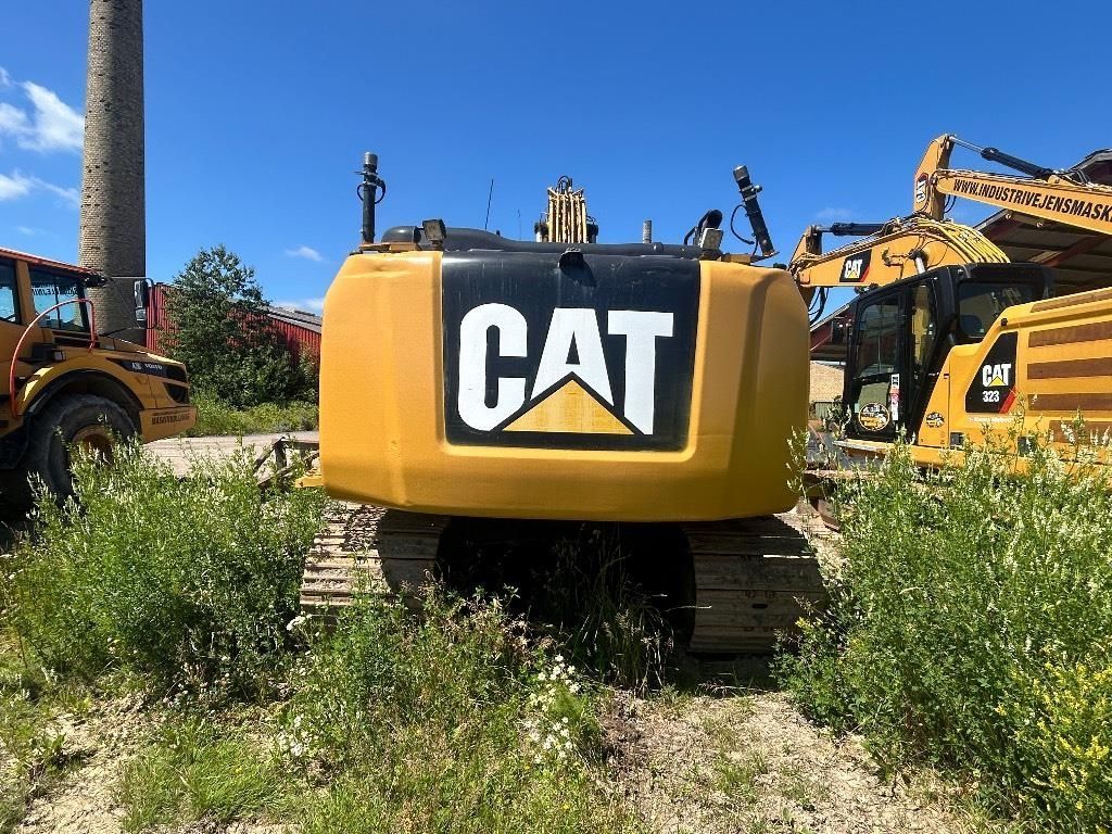 Caterpillar 323 el Excavadora de orugas 59.963 €