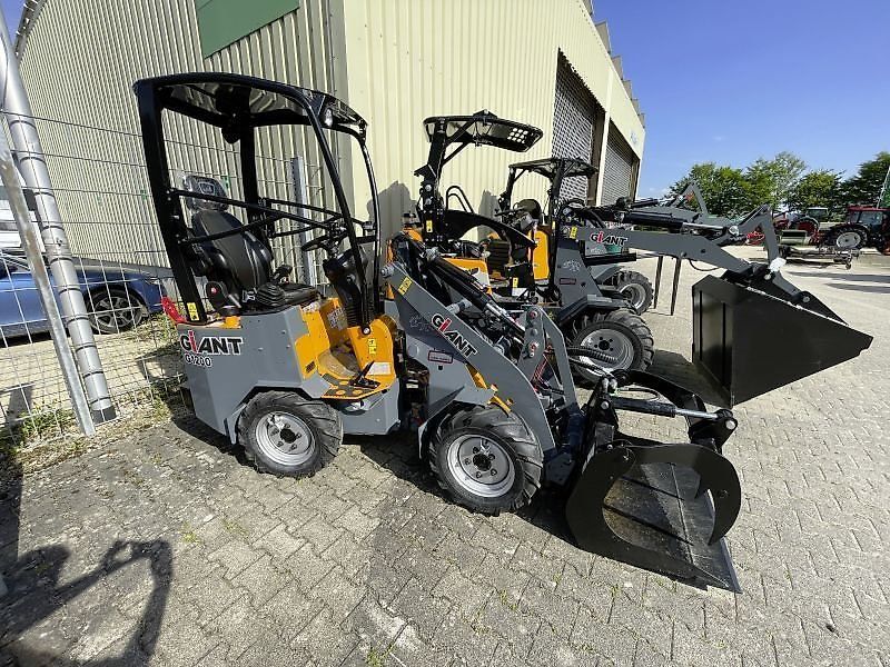 Giant g1200 Погрузчик с бортовым поворотом 21 087 €