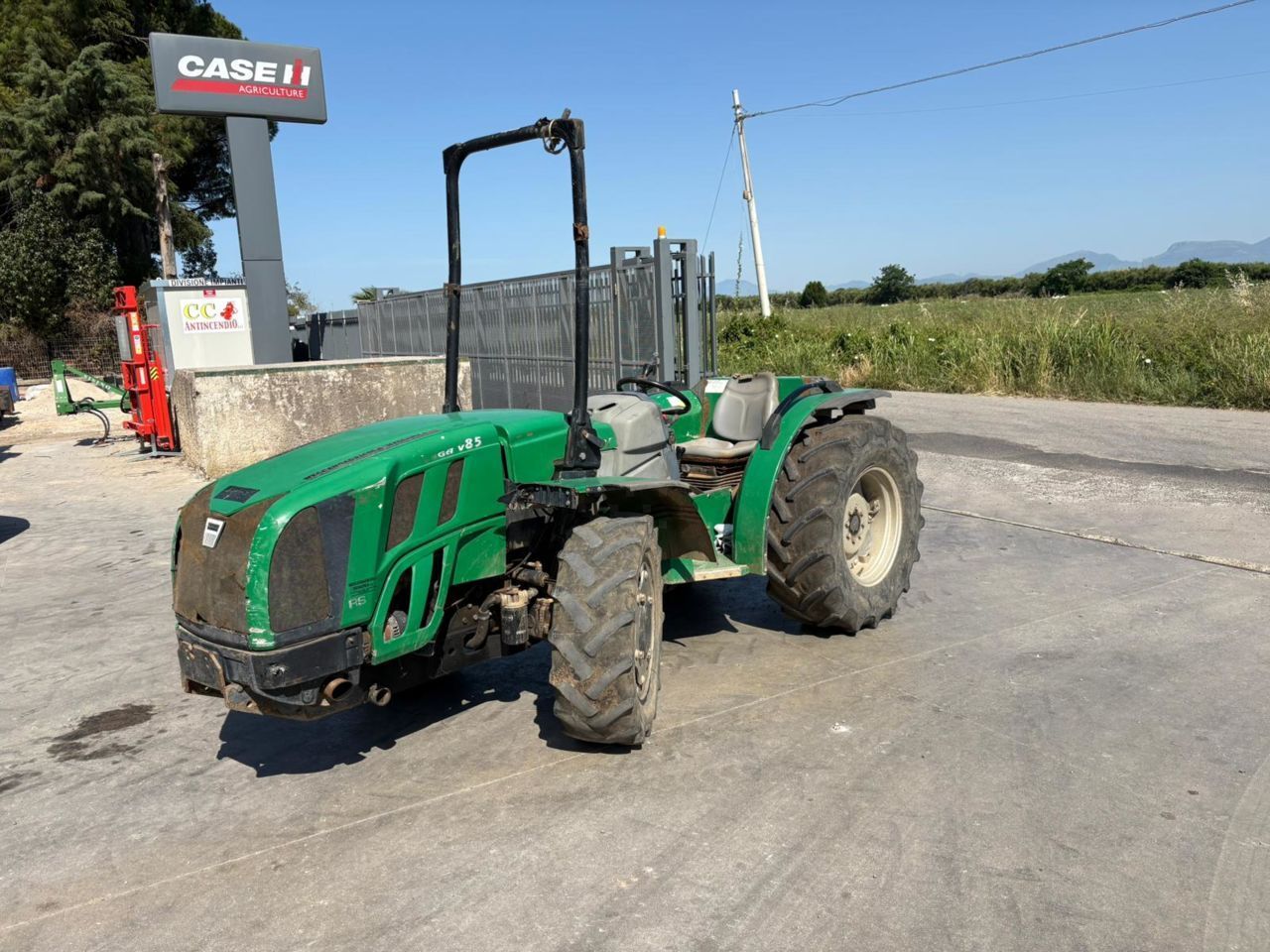 E-FARM: Ferrari vega 85 sdt - Traktor - id XUD6EDW - Baujahr: 2015 - Motorleistung (PS): 80,Italien
