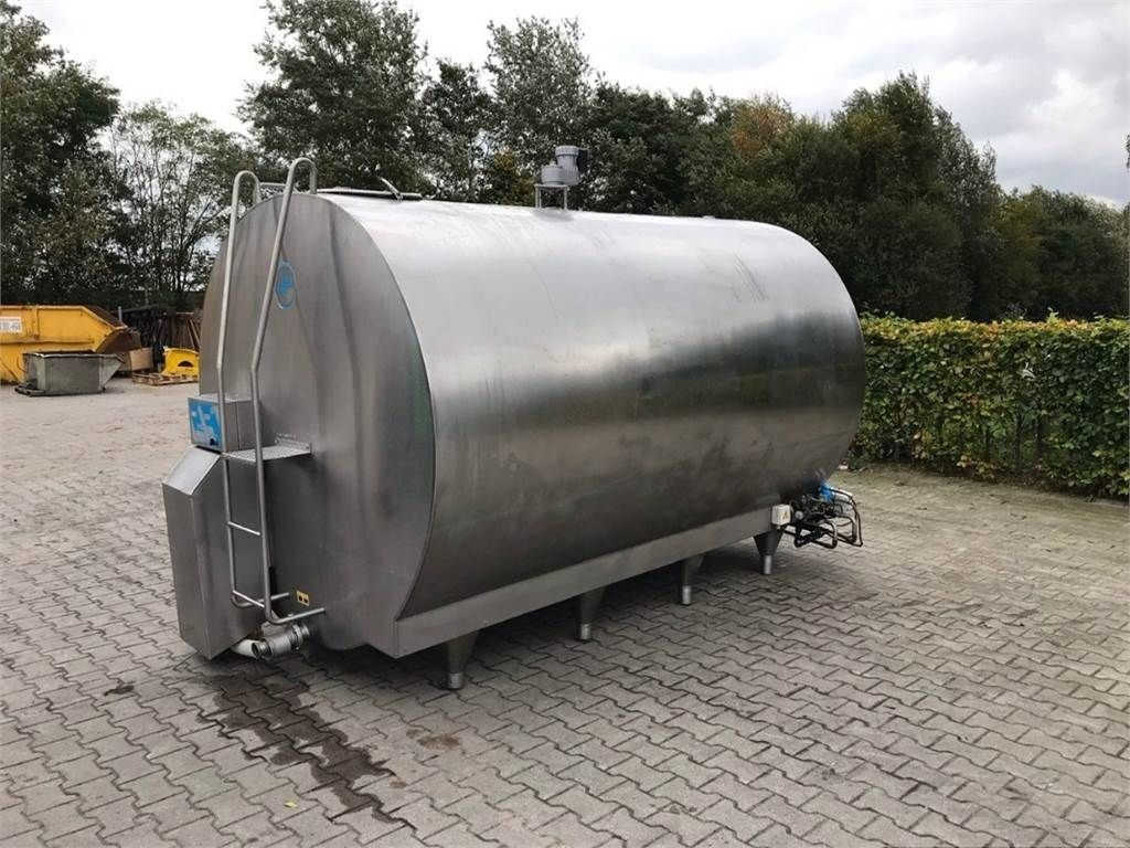 E-FARM: müller p-8000 - Matériel de traite - id 6WX9PX5 - Allemagne