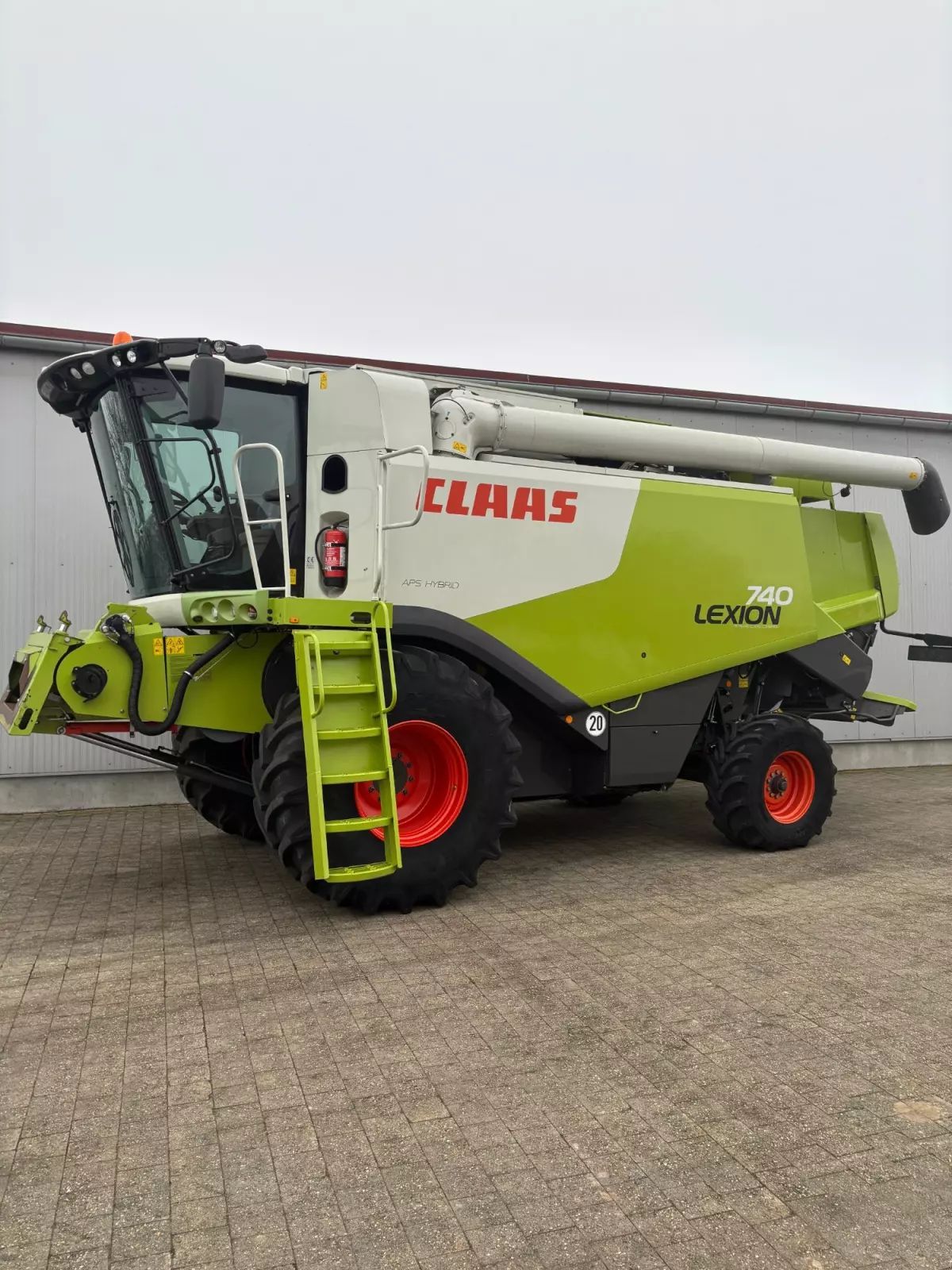 Claas Lexion 740 Mähdrescher