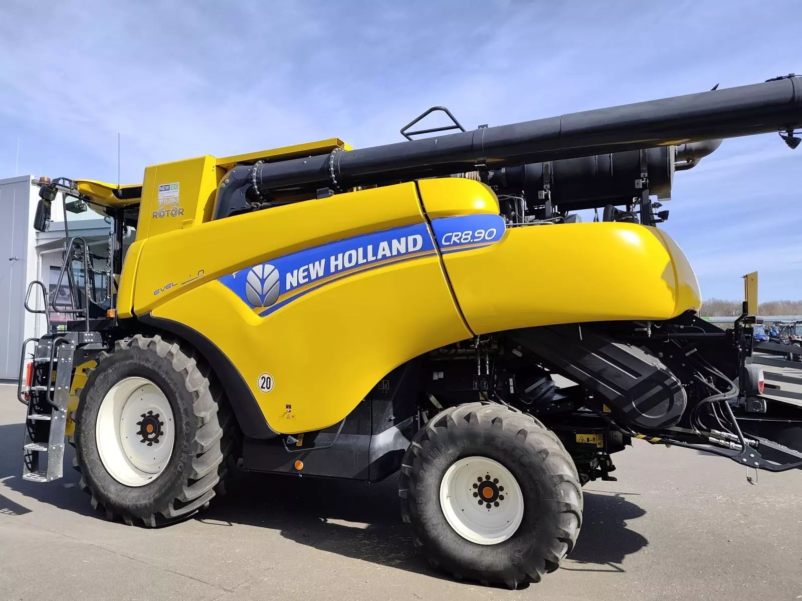 New Holland CR 8.90 Kombainas 183 000 €