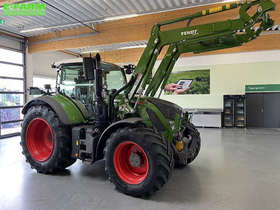 E-FARM: Fendt 724 Vario ProfiPlus - Τρακτέρ - id SFAZBFT - 170.000 € - Χρονία: 2021 - Μετρητής ωρών: 2.960,Ισχύς κινητήρα: 246,Γερμανία