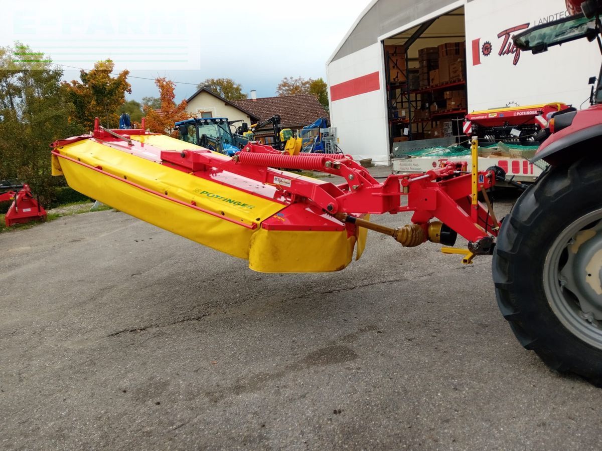 E-FARM: Pöttinger novacat 302 h - Faucheuse - id SCYBPXH - 6 637 € - Année: 2008 - Autriche