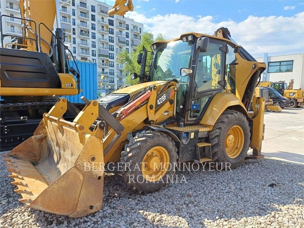 E-FARM: Caterpillar 428f2 - Retroexcavadora - id FAEGNQE - 60.420 € - Año: 2019 - Rumanía