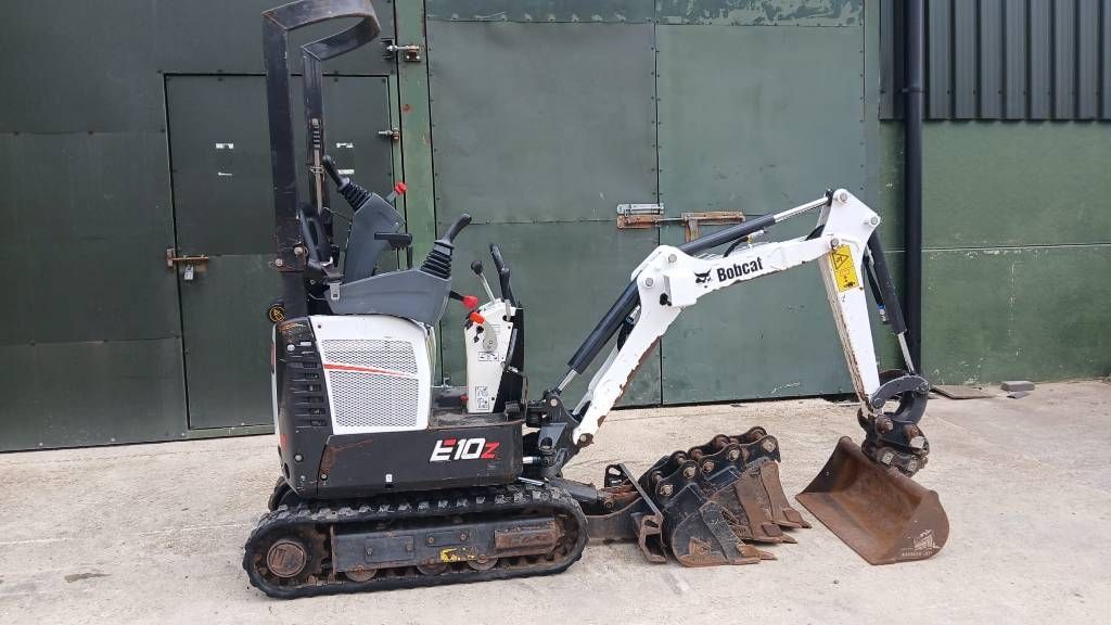 Bobcat E10z Mini kotrógép 12 061 EUR
