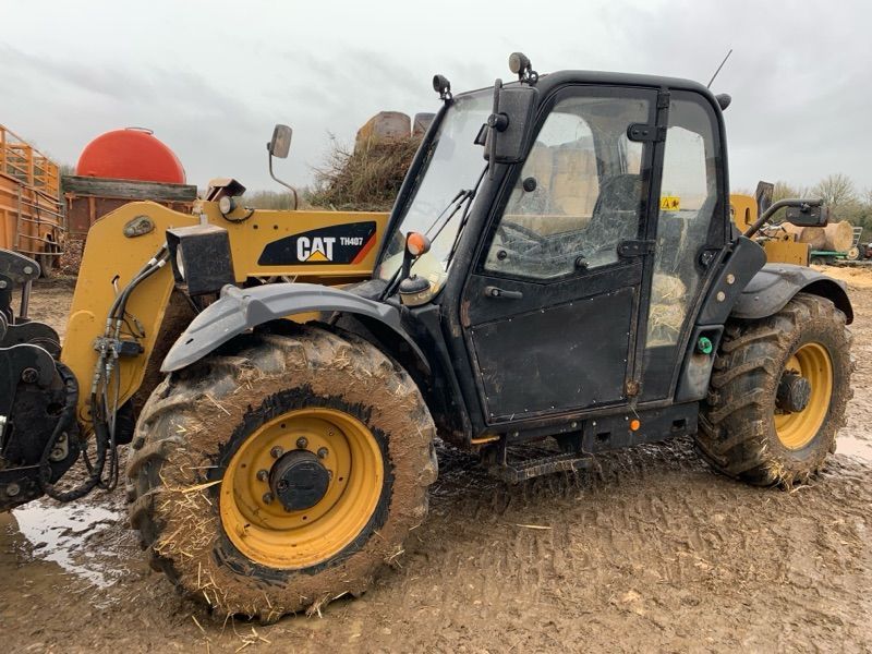 Caterpillar th 407 Manipulador telescópico 33.000 €