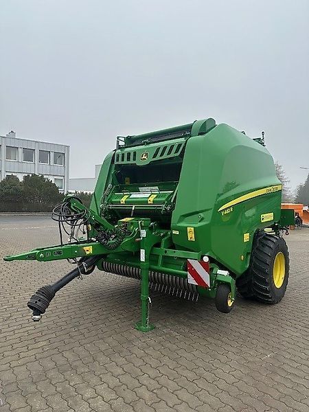 E-FARM: John Deere V461R - Presse à balles - id 5NPMXFH - 71 500 € - Année: 2023 - Allemagne