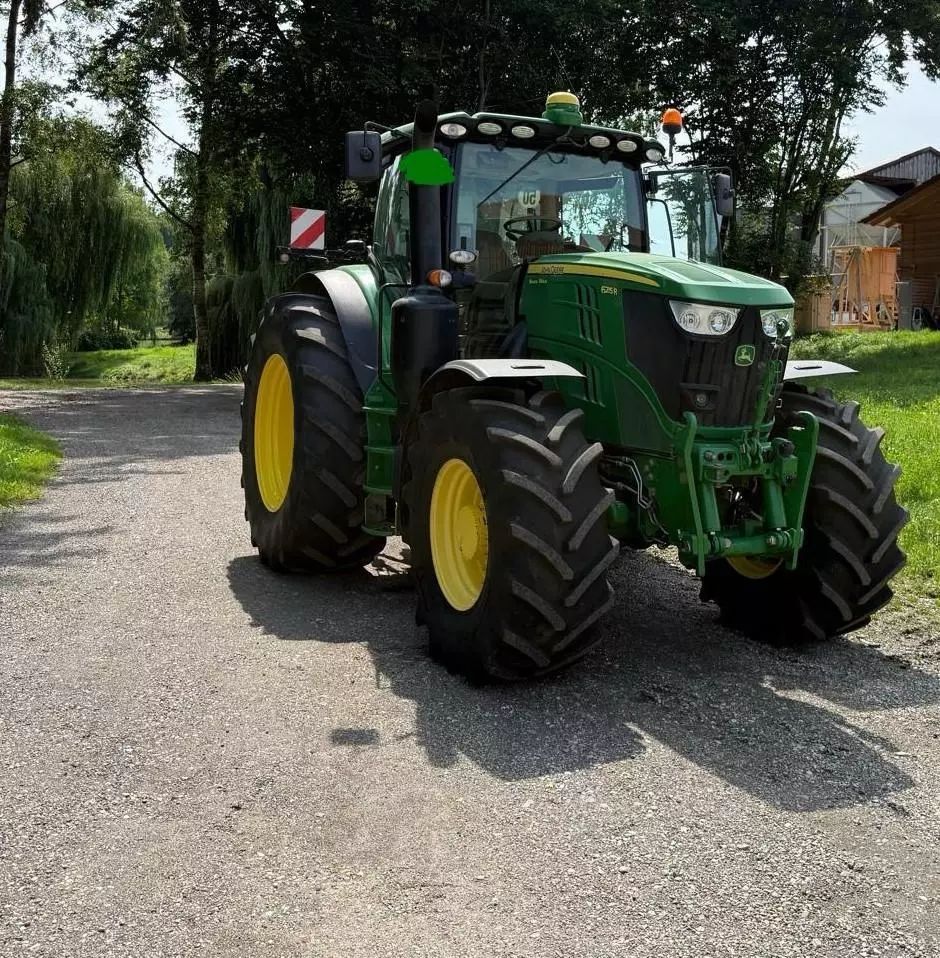John Deere 6215R Traktor 73.500 €