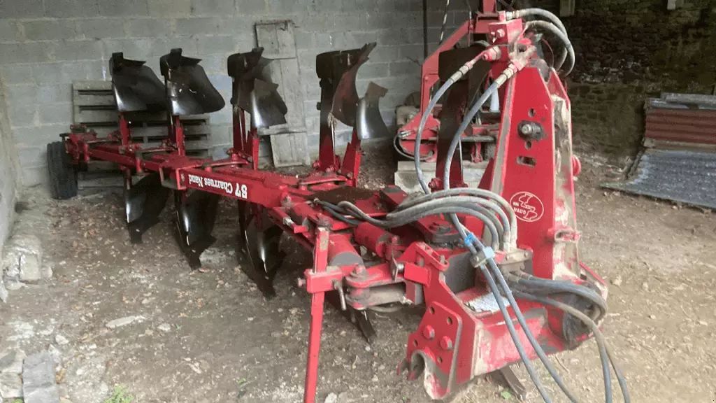 E-FARM: Naud rvx 457 - Plough - id RSJ5J7Q - €5,000 - Year of construction: 1999 - France
