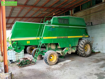 E-FARM: John Deere 2258 - Combine harvester - id XS8HKSW - €21,000 - Year of construction: 1998 - Engine power (HP): 272,Italy