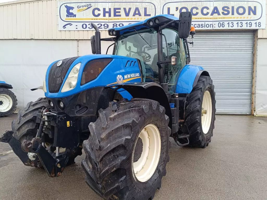 E-FARM: New Holland T7.245 - Tracteur - id CKA4W5X - 88 000 € - Année: 2017 - Lecture du nombre d'heure: 4 900,Puissance du moteur (chevaux): 200,France