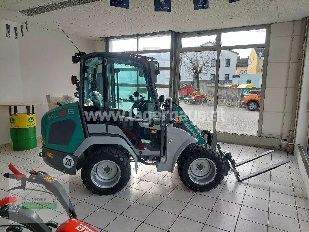 E-FARM: KRAMER KL12.5 - Tele wheel loader - id UM651TW - €34,083 - Year of construction: 2022 - Engine hours: 5,Engine power (HP): 25,Austria
