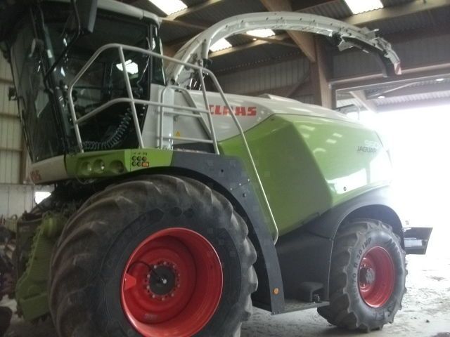 Claas Jaguar 960 Ensileuse automotrice 310 000 €