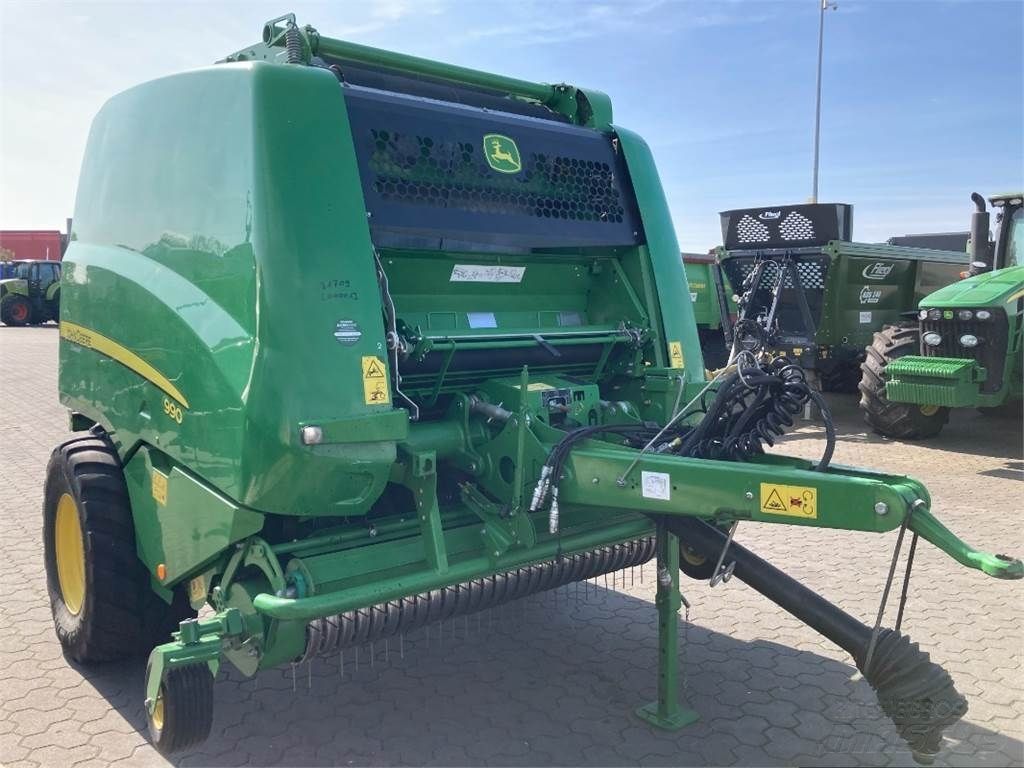 E-FARM: John Deere 990 - Presă de balotat - id 62FDFWN - 20.900 EUR - Anul: 2015 - Germania
