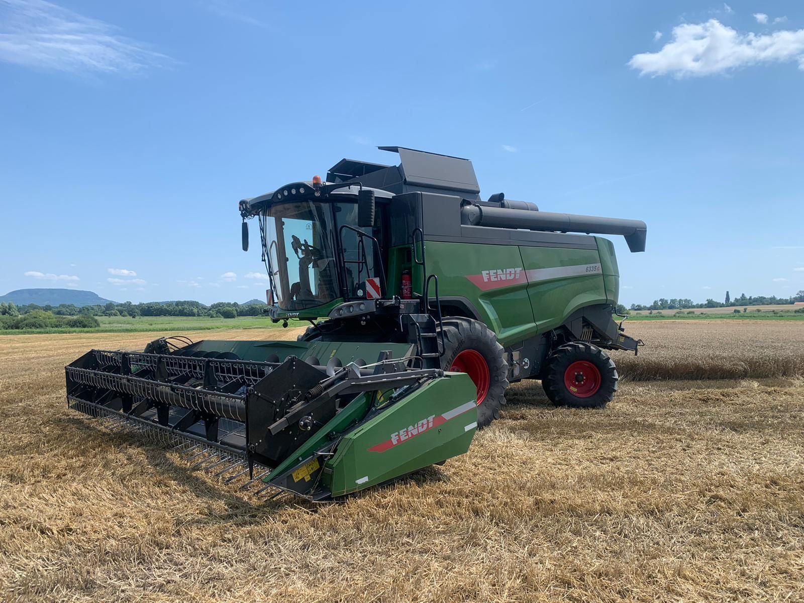 E-FARM: Fendt 6335c - Κομπίνα - id FXRSAS7 - 150.000 € - Χρονία: 2017 - Μετρητής ωρών: 1.200,Ουγγαρία