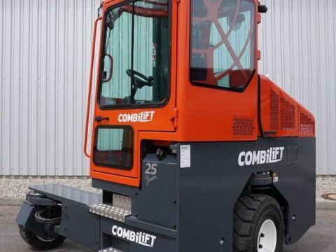 E-FARM: Combilift c5000xl - Forklift - id HLFYJRH - €87,200 - Year of construction: 2023 - Engine hours: 30,Germany