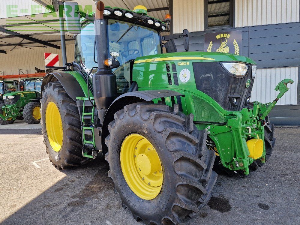 John Deere 6250 R Tractor 137.000 EUR