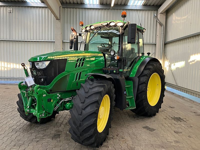 John Deere 6155 R Tractor €120,900