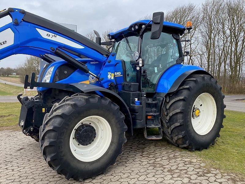 E-FARM: New Holland T7.270 - Traktor - id MI8BTIA - 137 388 € - Rok produkcji: 2019 - Motogodziny: 2206,Dania