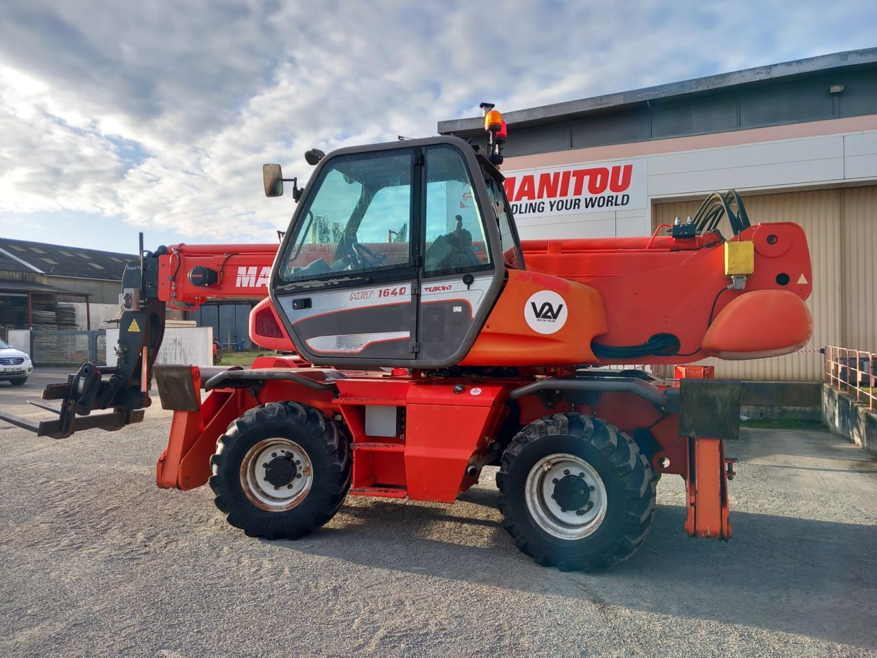 Manitou mrt1640 easy Teleskopinis krautuvas 60 000 €