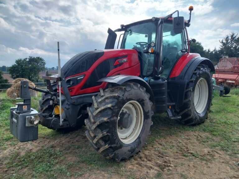 E-FARM: Valtra T144 - Trattore - id JDYYVKU - Anno di costruzione: 2021 - Ore: 1.200,Francia