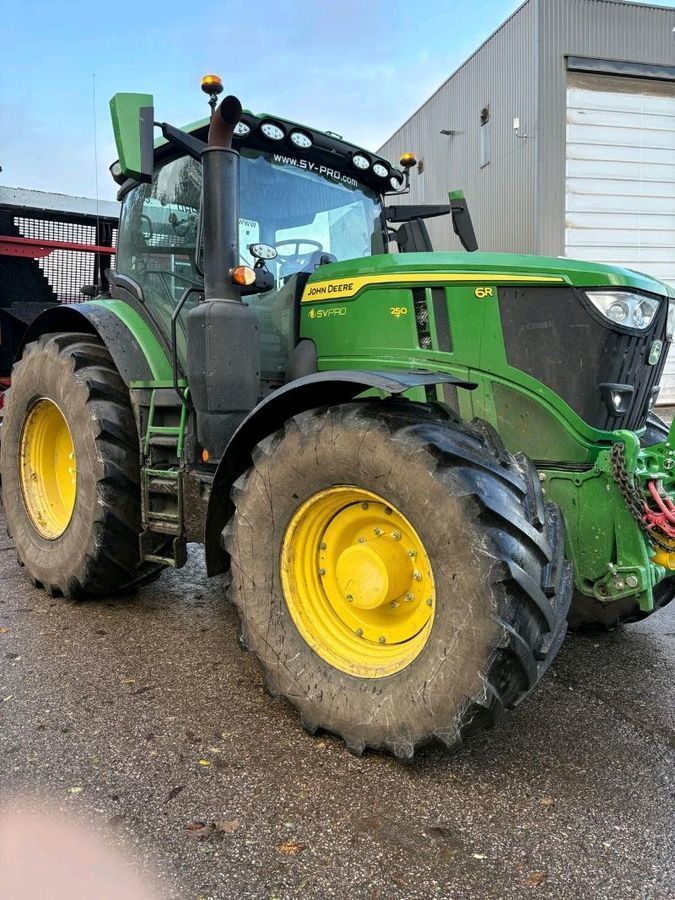 John Deere 6R 250 Tractor €136,000