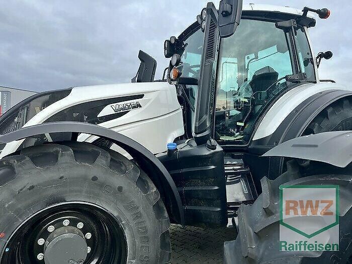 E-FARM: Valtra T215 Direct - Trattore - id 7MYZZUF - Anno di costruzione: 2023 - Ore: 10,Potenza del motore: 212,Germania