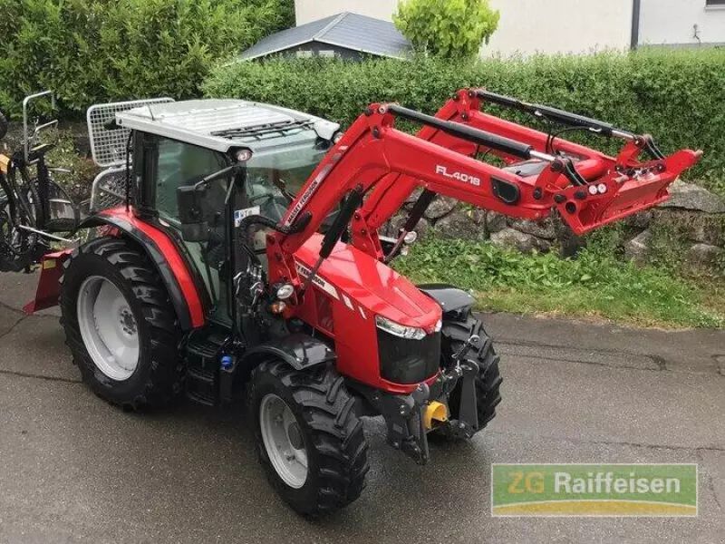 E-FARM: Massey Ferguson 5711 - Tractor - id BS5GCCU - 69.900 EUR - Anul: 2018 - Citeste ore: 590,Muterea motorului: 110,Germania
