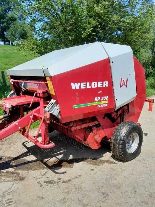 E-FARM: Welger RP 202 Classic - Baler - id V9Q57BR - €7,000 - Year of construction: 2001 - Total number of bales produced: 8,000,France
