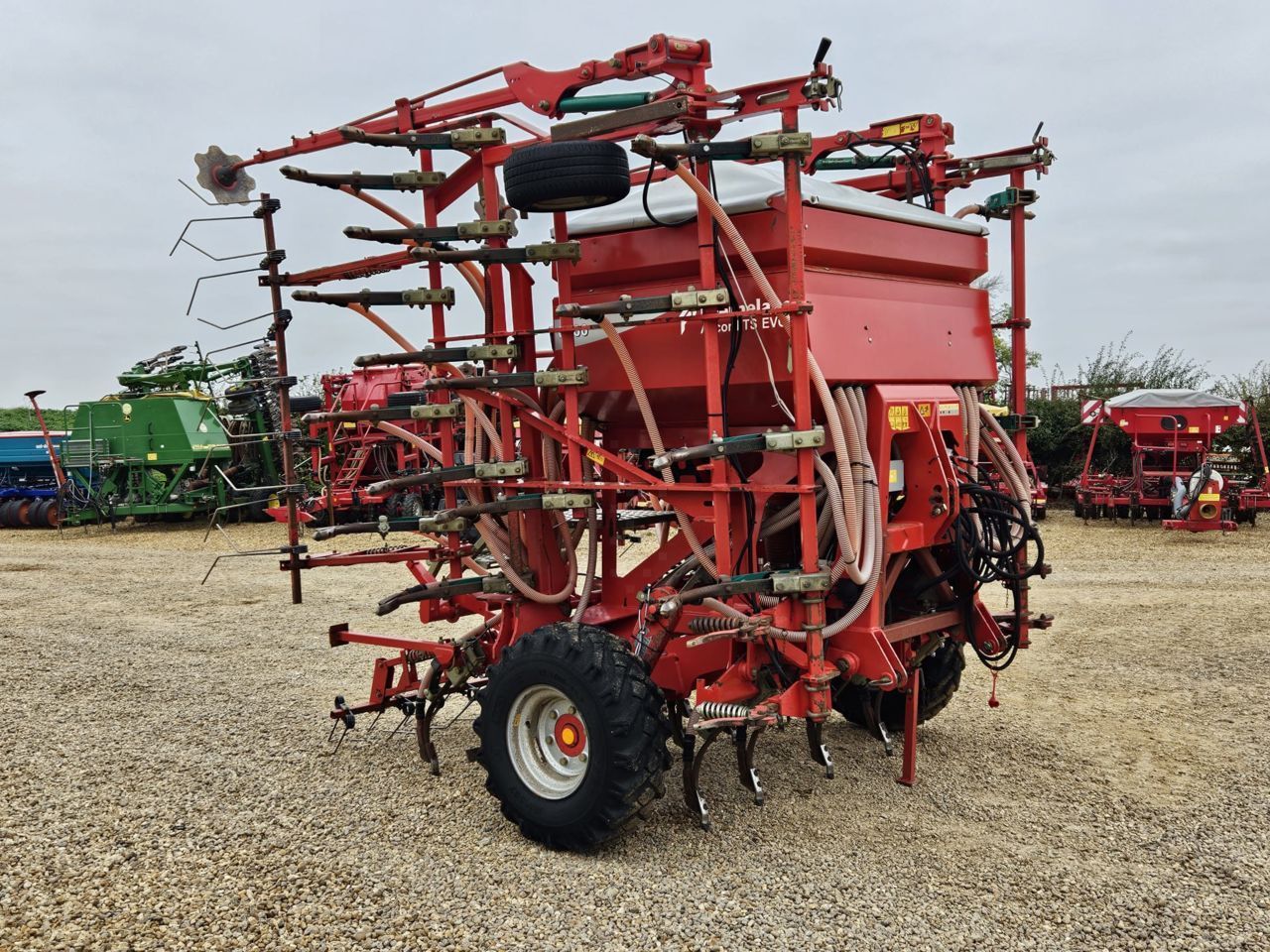 Kverneland ts evo 6000 tine drill 6 metre tineseeder, 2013 Drill €19,566