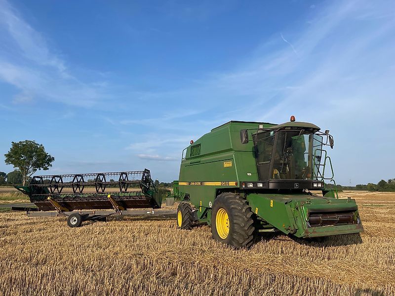 John Deere 2066 Kombajni za žito 46 000 €