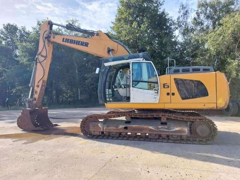 Liebherr r936 lc Crawler excavator €69,900