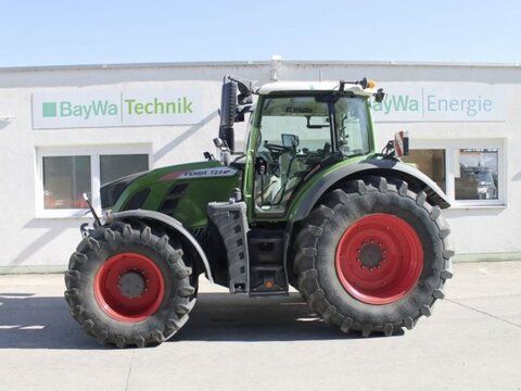 Fendt 724 Vario Profi Plus Traktor 142 000 EUR