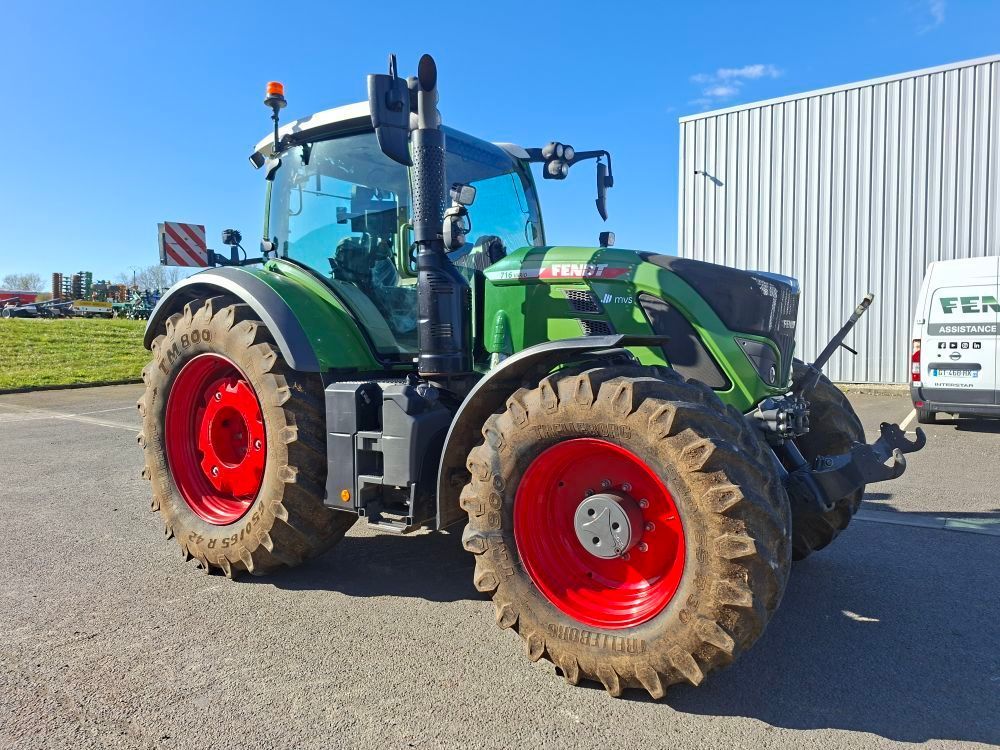 Fendt 716 Vario Traktor 121 000 €