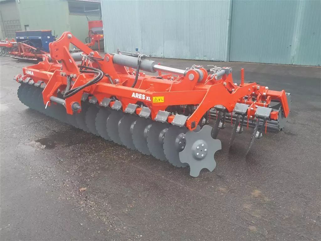 Unia ares xl 450 Dirvos purentuvai 21 008 €