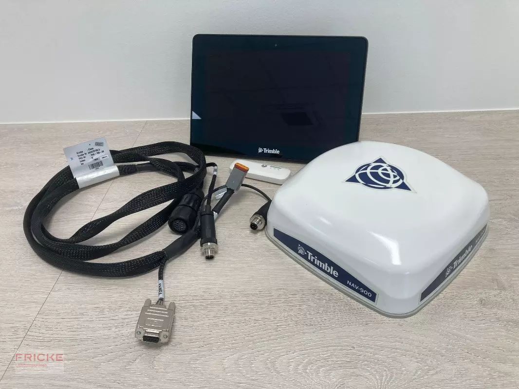 E-FARM: Trimble gfx 750 + nav 900 rtk - Agricultura de precisión y GPS - id BPTK9H8 - 13.850 € - Año: 2021 - Alemania