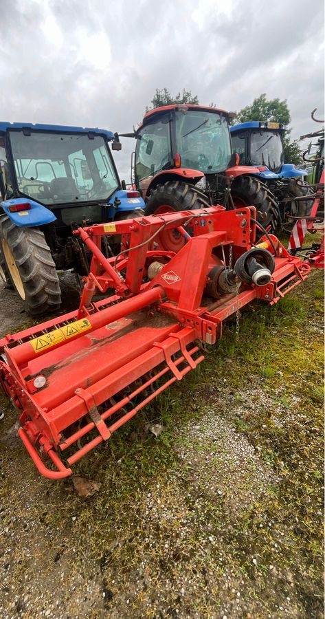 E-FARM: Kuhn el142 300l - Brona karuzelowa - id U2MADHD - 5000 € - Rok produkcji: 2007 - Francja