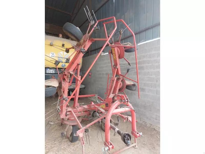 Kuhn GF 6502 Tedder €5,000