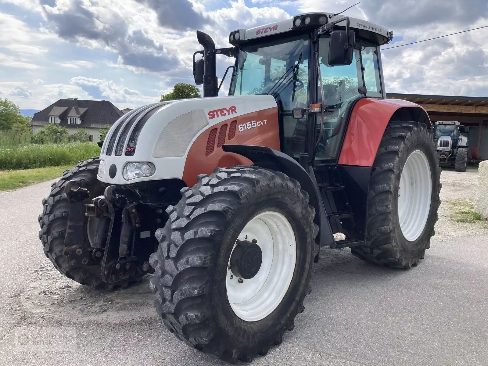 E-FARM: Steyr CVT 6155 - Tractor - id 82628D4 - €32,010 - Year of construction: 2005 - Engine hours: 8,677,Engine power (HP): 156,Austria