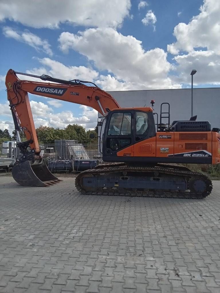 Doosan dx 235 lc-7 - sonderpreis Ερπυστριοφόρος εκσκαφέας 108.950 €